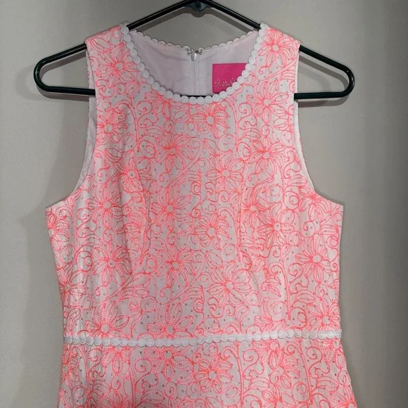Lilly Pulitzer Ellen Embroidered Lasercut Dress Size 2 - Picture 15 of 15